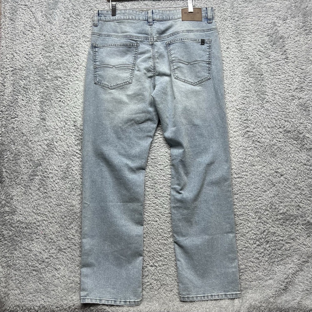 Buffalo David Britton‎ Jeans Mens 36x32 Blue Light Wash Relaxed Straight Driven